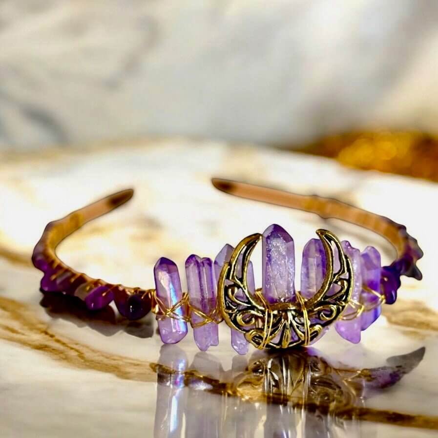 Wunderschöne Tiara aus Amethyst – Ausdrucksstarkes Edelstein-Highlight für besondere Anlässe
