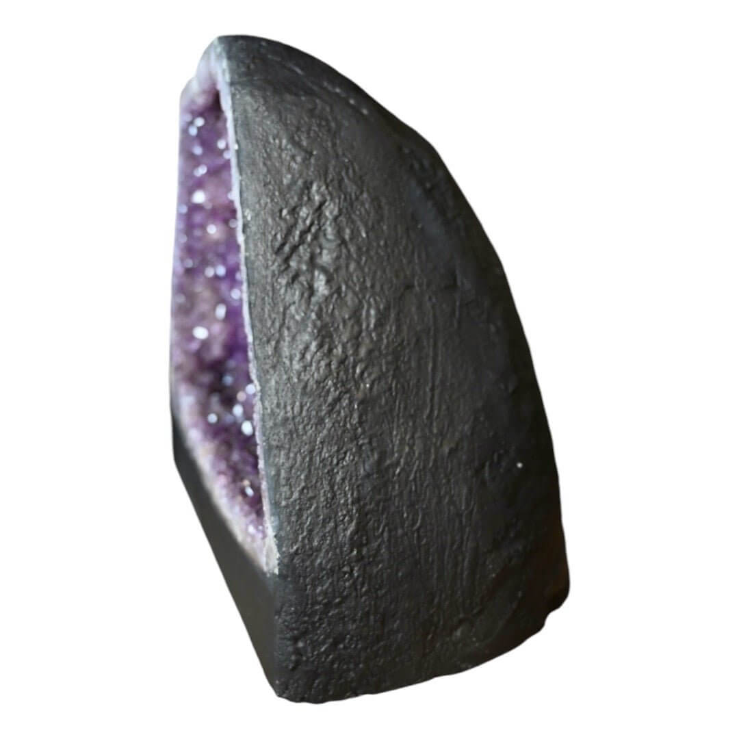 Tiefviollette Amethystdruse - Mystische Kristallhöhle