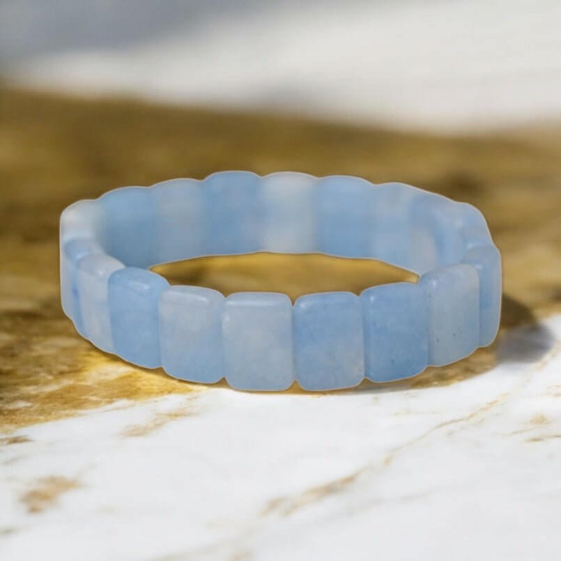 Breites Aquamarin Armband – Elegantes Schmuckstück für Ruhe und Ausgeglichenheit