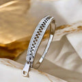 Silber-Armband mit funkelndem Detail „Reißverschluss“ – Stilvolles Highlight für jeden Anlass