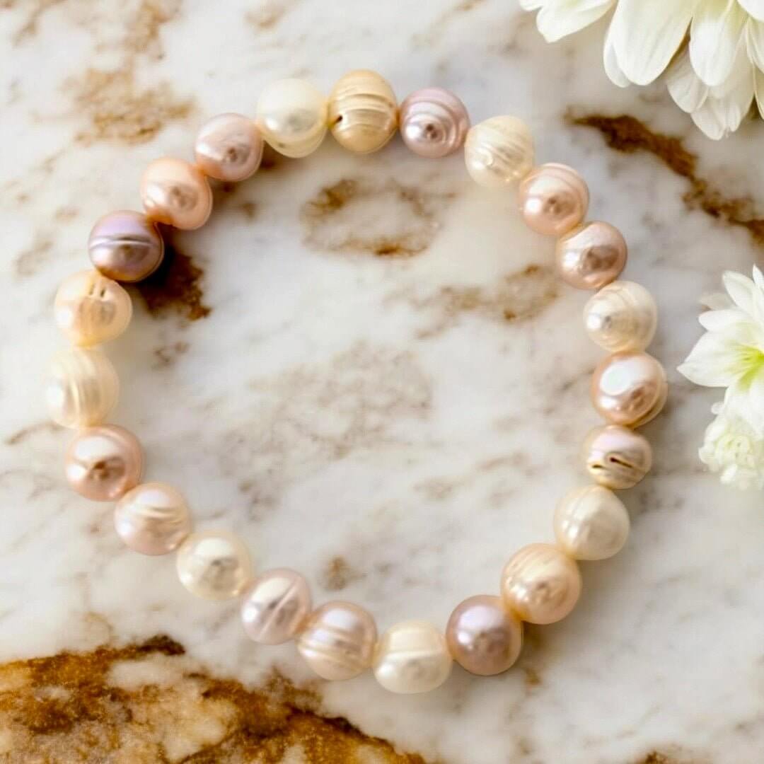 Armband mit echten Süßwasserperlen – Zartes Schmuckstück für Eleganz und natürliche Schönheit