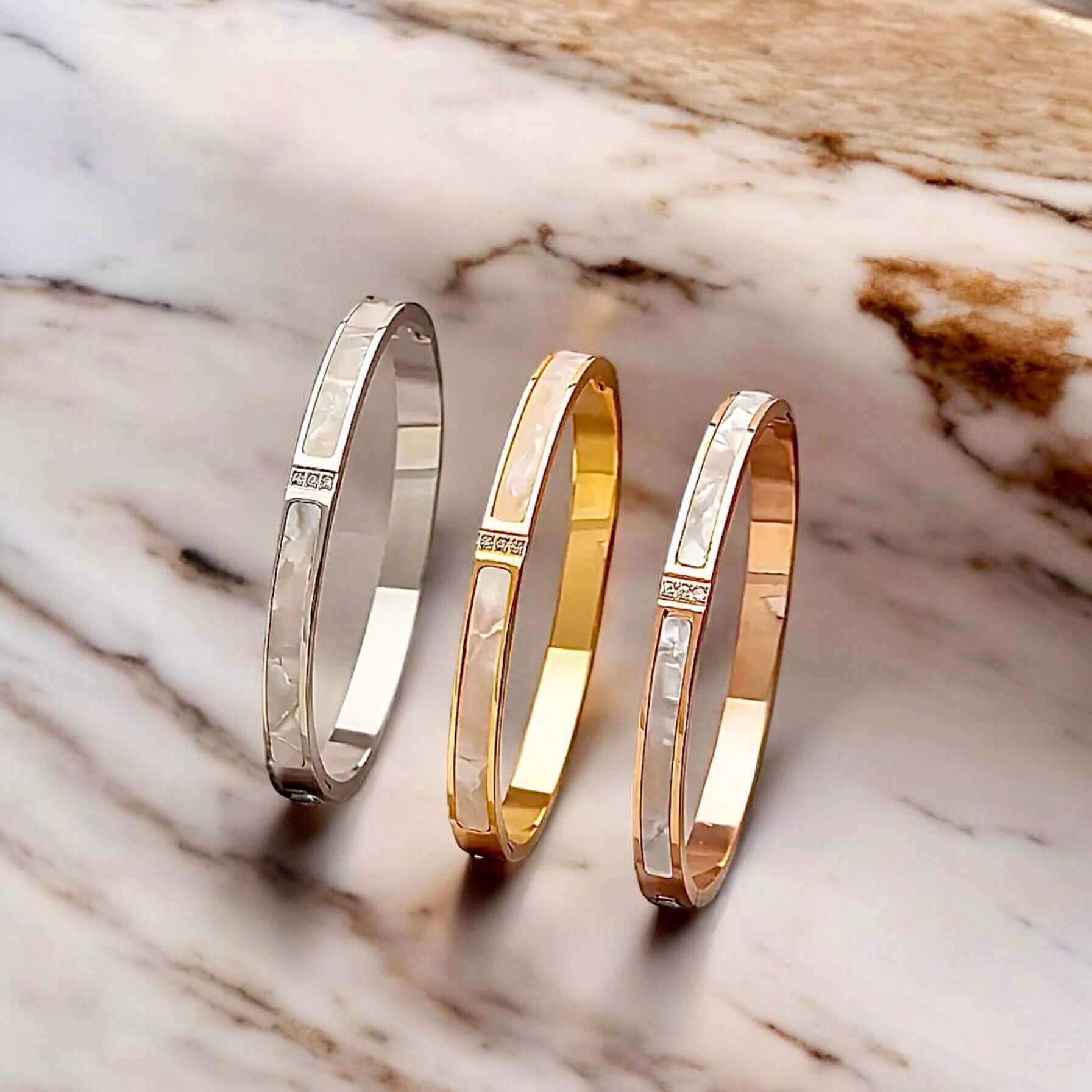 Roségoldenes Armband mit Perlmutt – Charmantes Highlight für stilvolle Momente