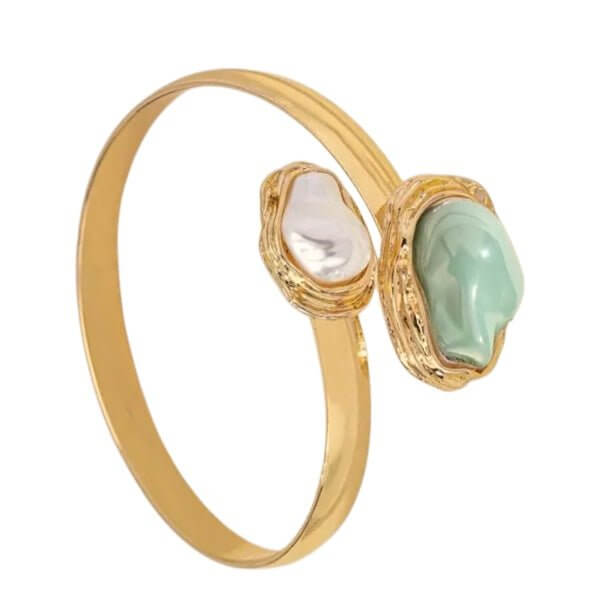 Goldener Offener Armreif mit Perlen, grün