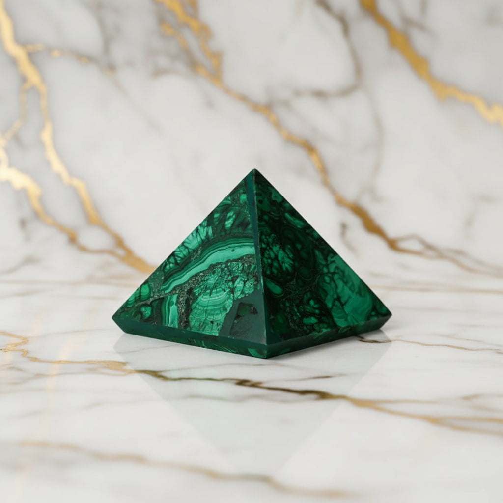 Malachit Pyramide – Stabilität & Erdung CrystalScents