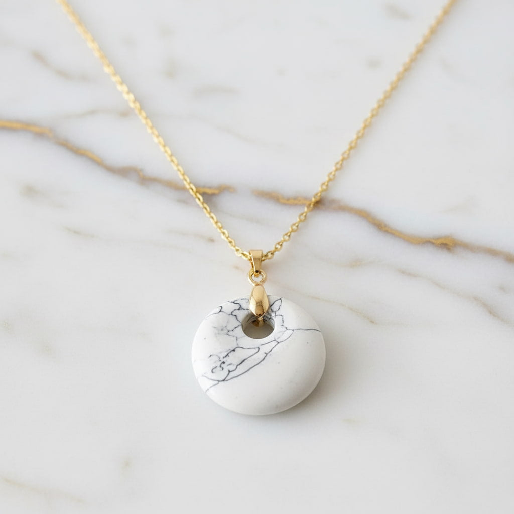 Howlit Halskette - Rundes Design CrystalScents