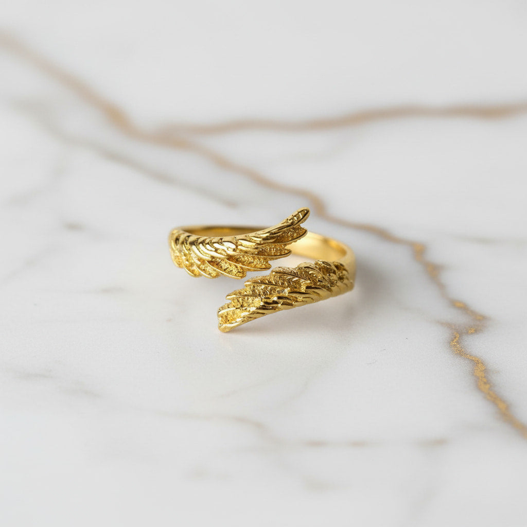 Ring mit Flügeln - Eine sanfte Umarmung CrystalScents