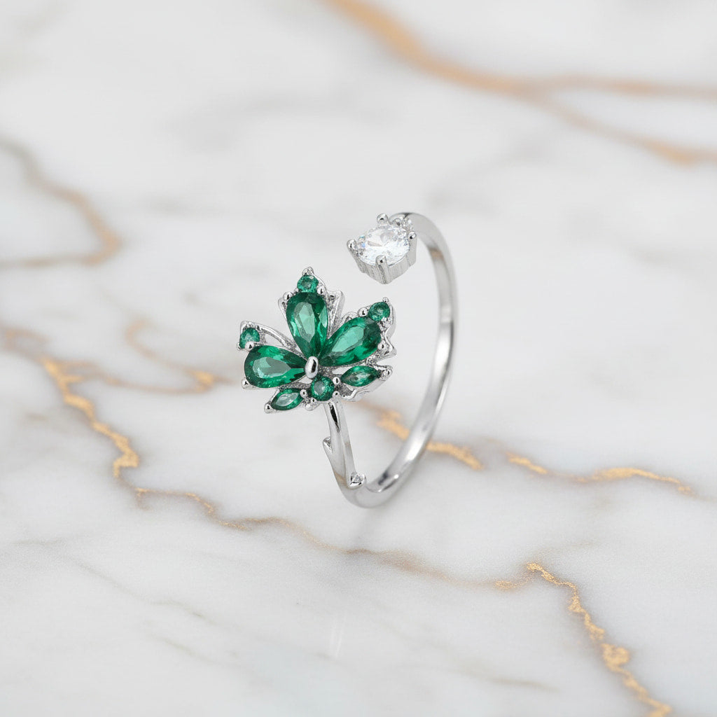 Ring offen mit grünem Blattdetail CrystalScents