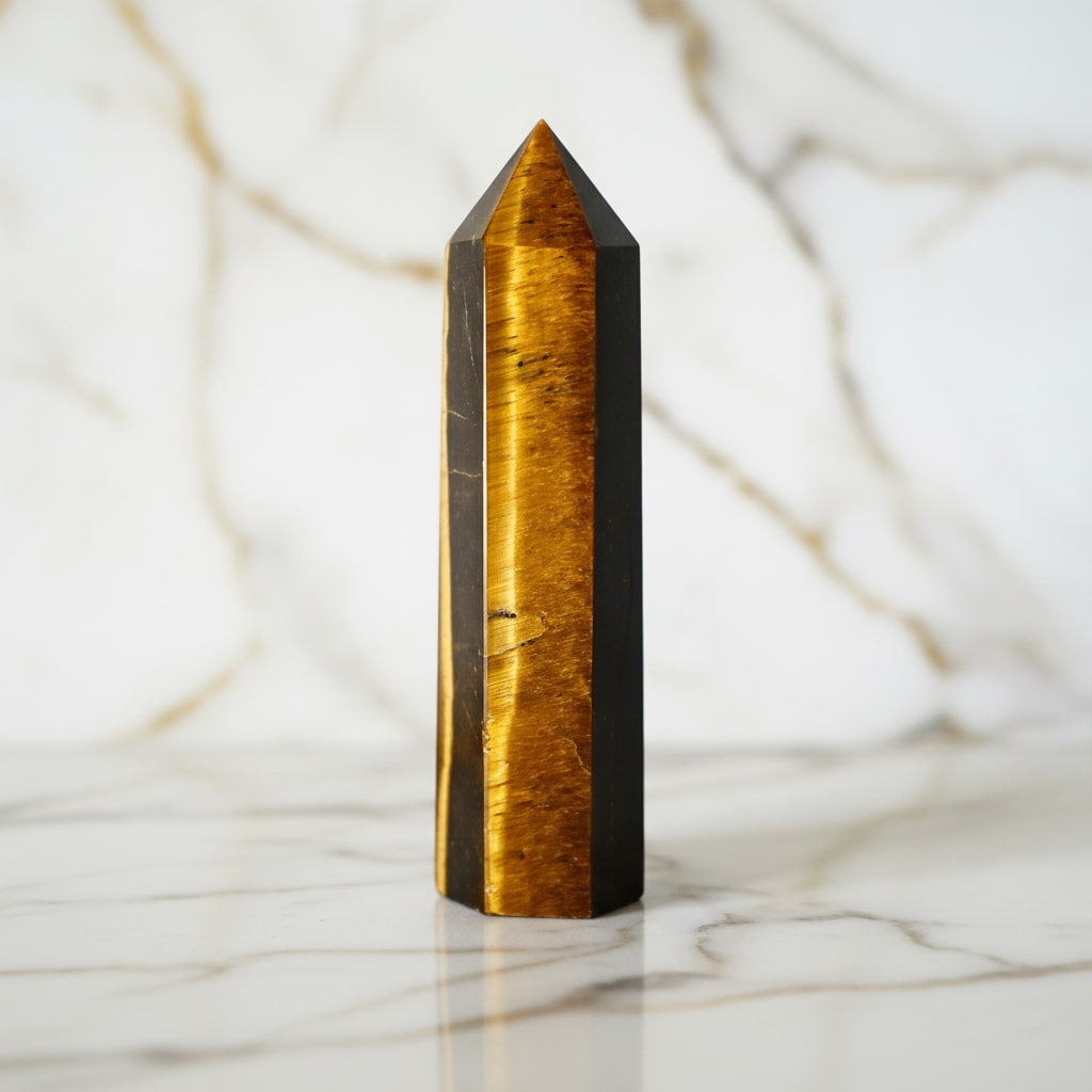 Tigerauge Obelisk – Wirkung & natürliche Schönheit CrystalScents