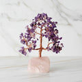 Amethyst Baum auf Rosenquarzrohstein – Harmonie & Balance CrystalScents