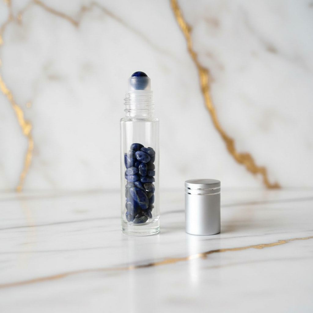 Sodalit Ölroller – praktische Größe JETZT sichern CrystalScents