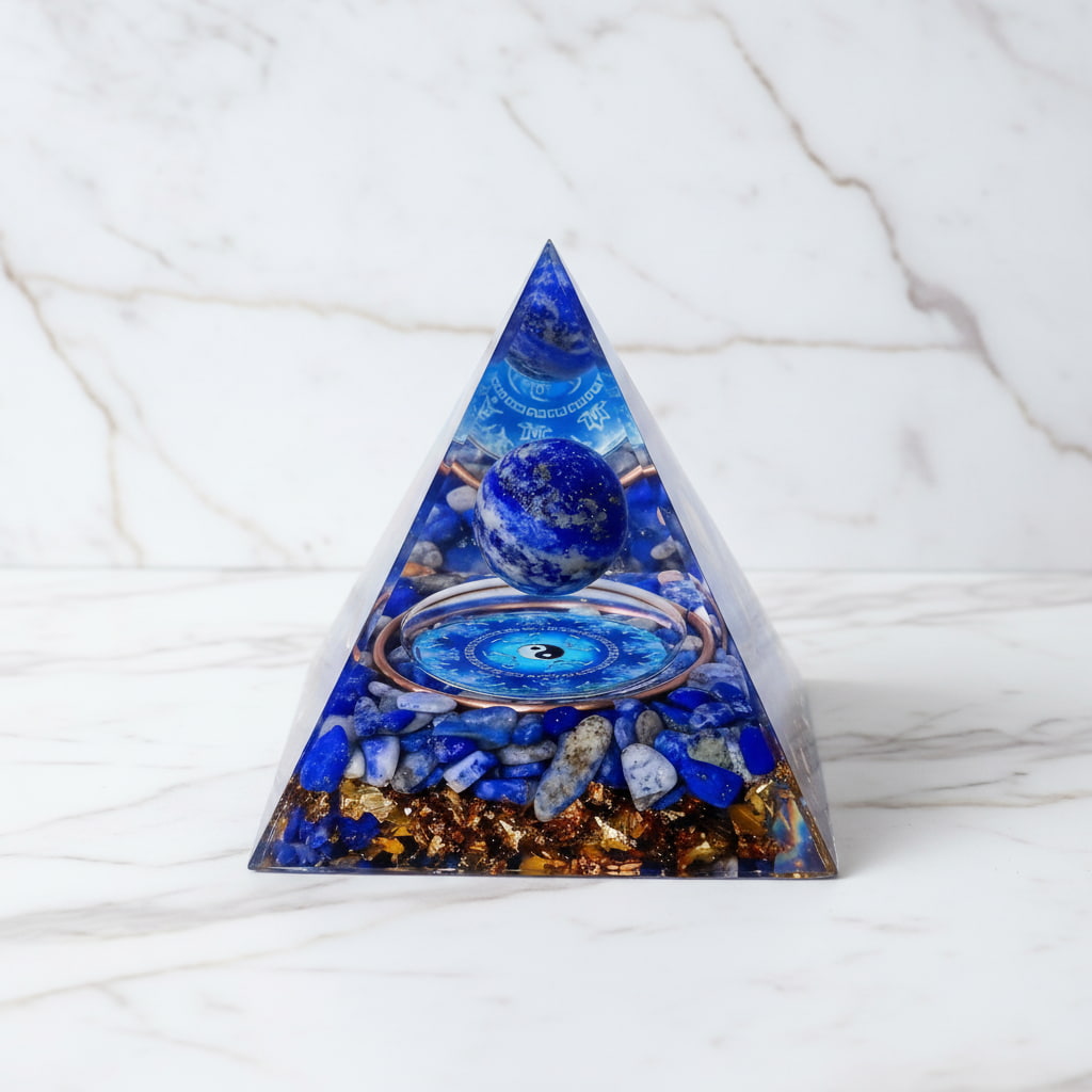 Orgonit Pyramide Lapislazuli - Weisheit & Schönheit CrystalScents