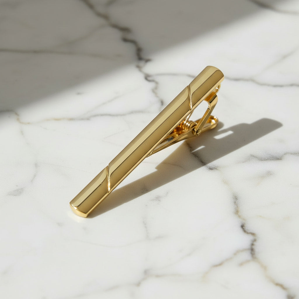 Krawattenklammer in glänzendem Gold CrystalScents