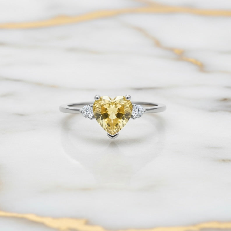 Citrin Ring - Strahlendes Herz