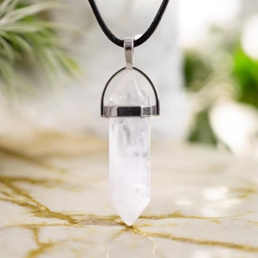 Schwarze Halskette mit Doppelender Bergkristall – Natürliche Kraftquelle für Klarheit und Vitalität