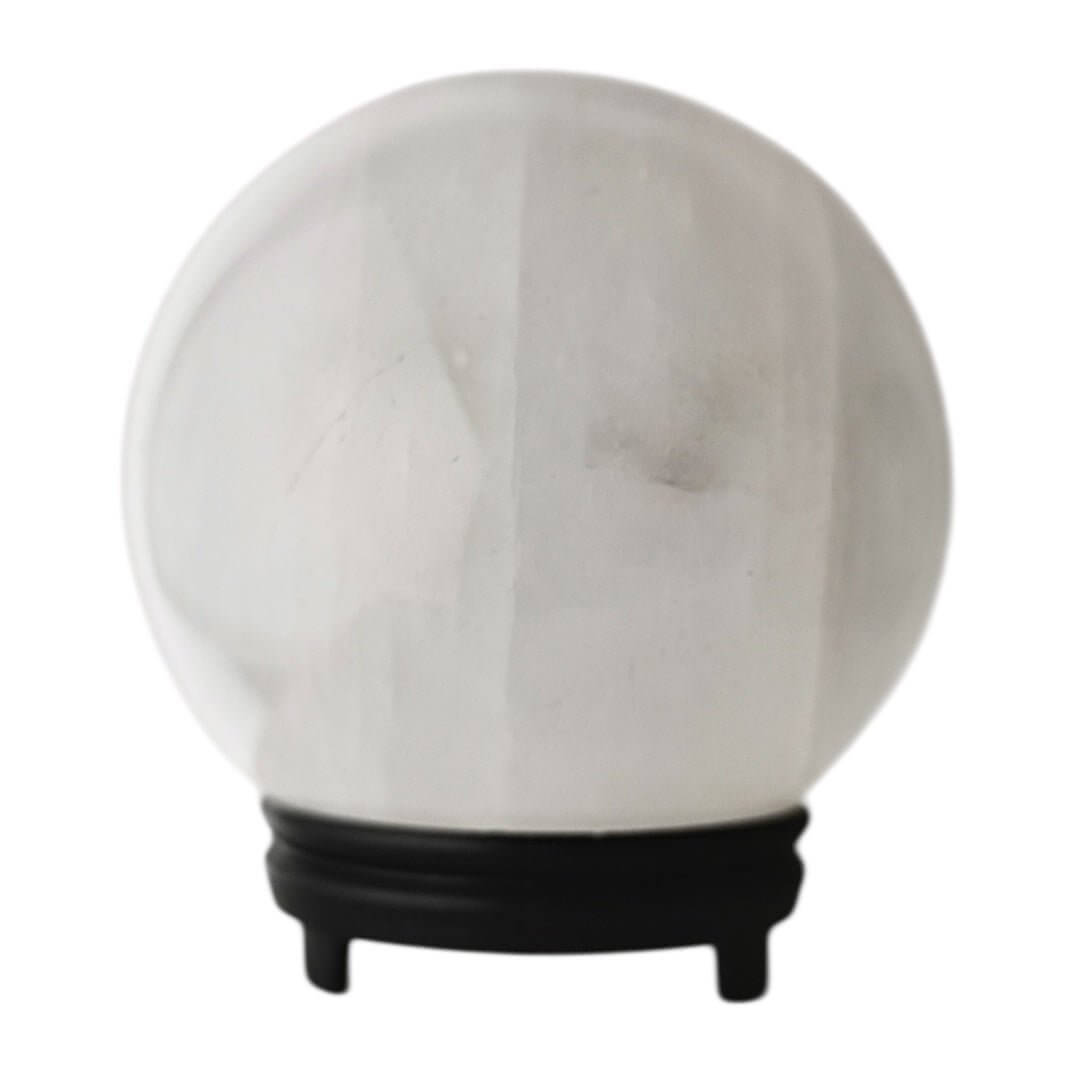 Kristallkugel aus Bergkristall – Kraftvolles Naturjuwel für Fokus und innere Ruhe