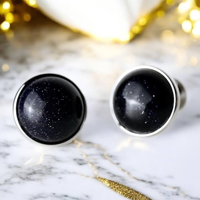 Silberne Manschettenknöpfe Blaufluss – elegantes Accessoire mit schimmernder Ausstrahlung