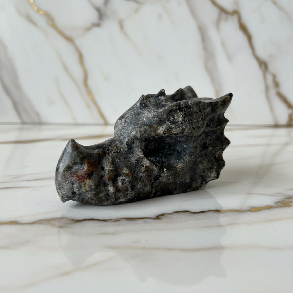 Flammenstein Drachenkopf – UV-reaktive Farbwirkung CrystalScents