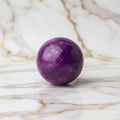 Lila Mondstein Kugel – Lila Schimmer CrystalScents