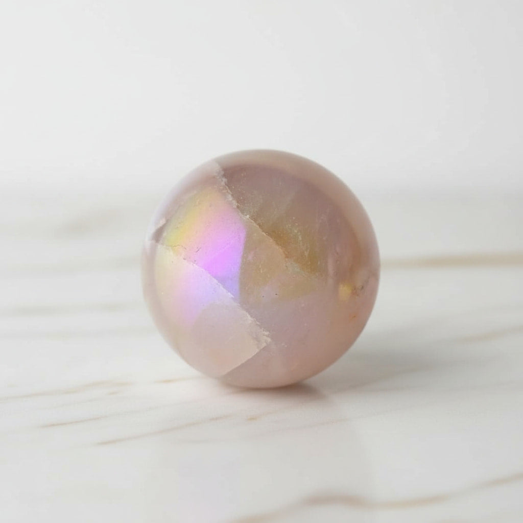 Aura Rosenquarz Kugel – Sanftes Naturjuwel für Liebe CrystalScents