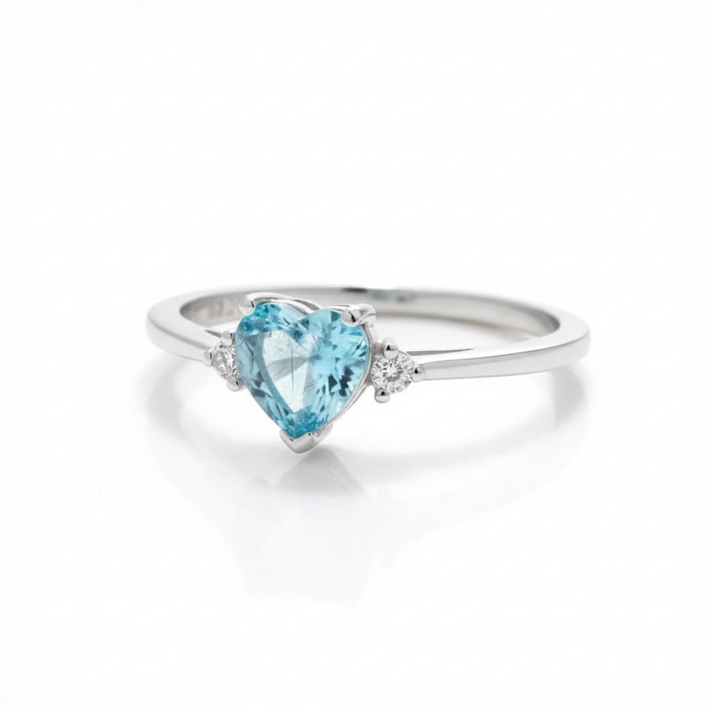 Topas Ring – Herz in strahlendem Blau CrystalScents