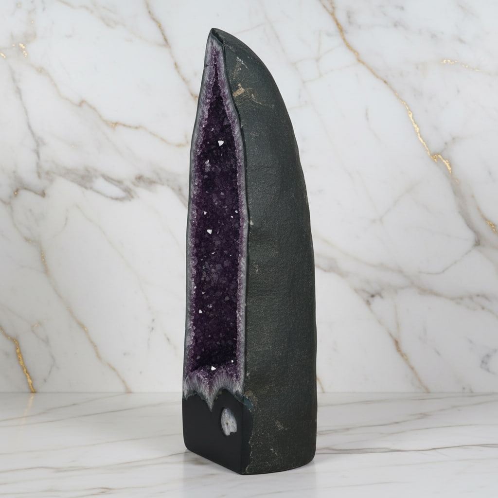 Riesige Amethystdruse – Violettes Wohnhighlight CrystalScents