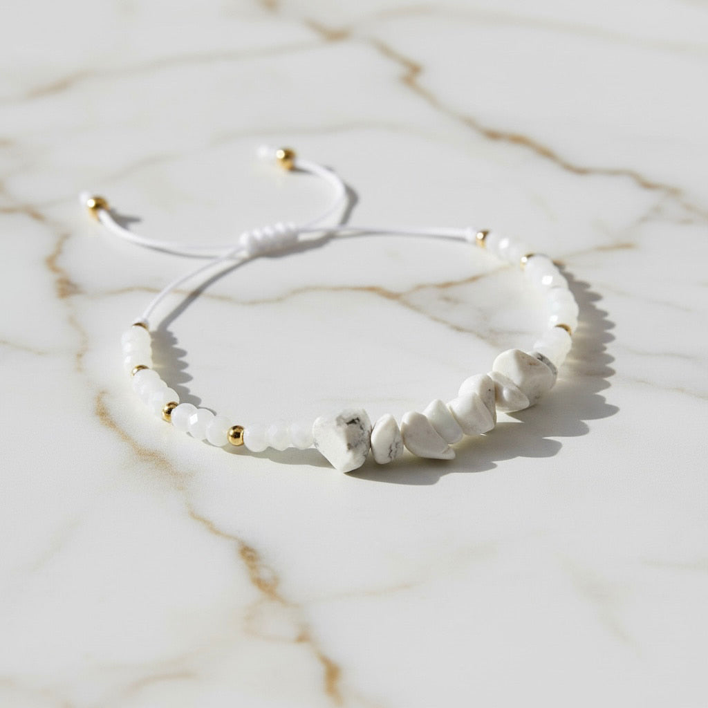 Howlit Schutzarmband – Innere Ruhe & Ausgeglichenheit CrystalScents