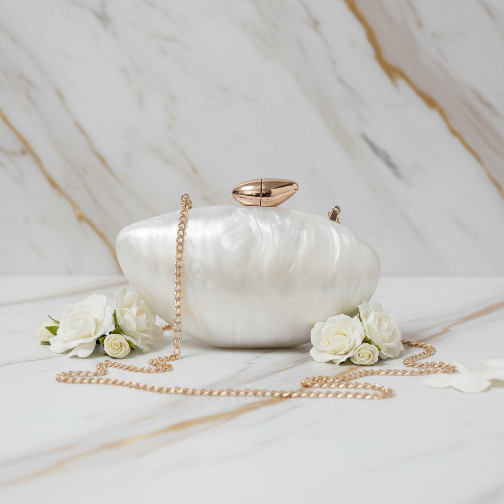 Clutch in weißem Perlmutt – mit zartem Glanz CrystalScents