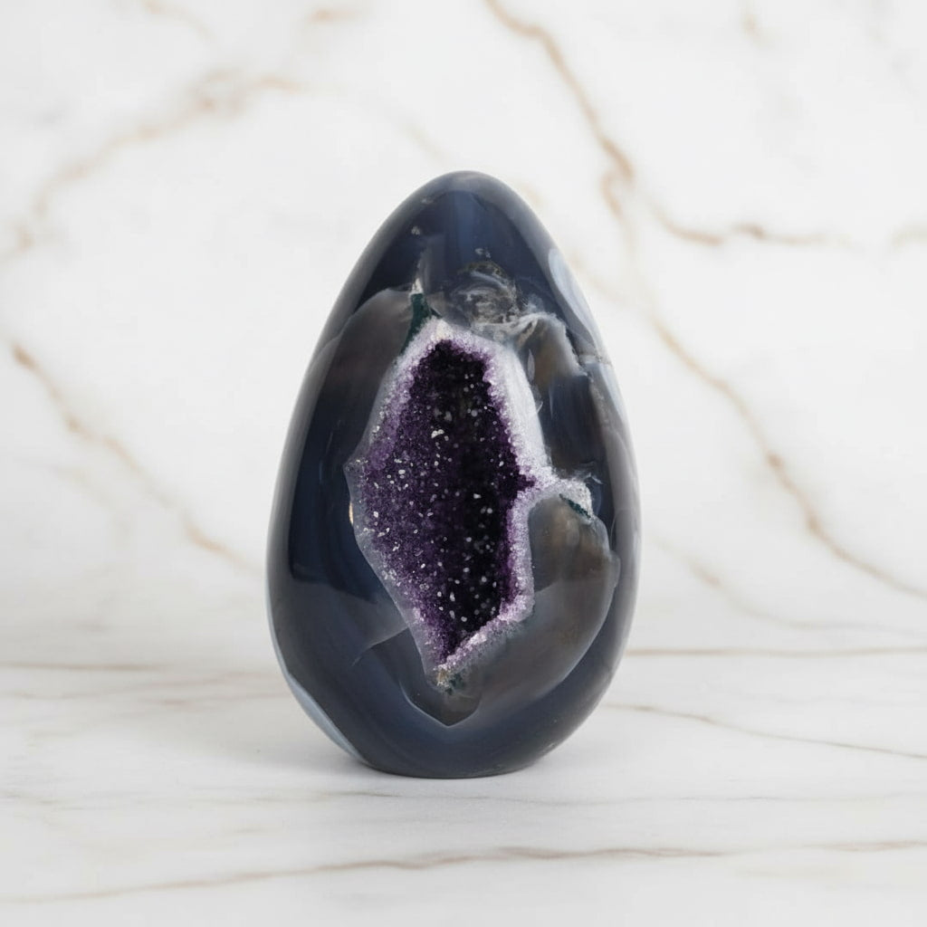 Großes Achat Ei - mit violetter Druse CrystalScents