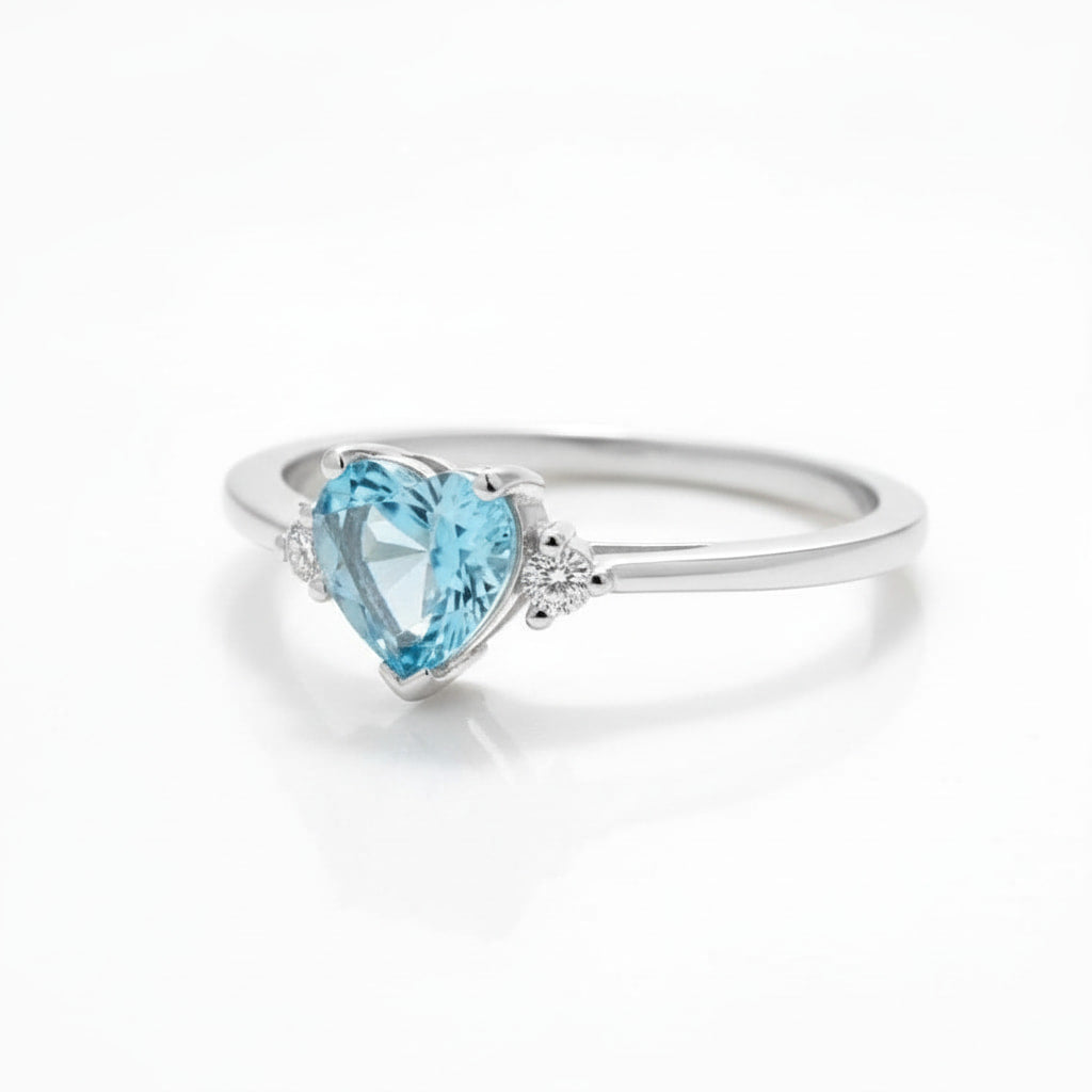 Topas Ring – Herz in strahlendem Blau CrystalScents
