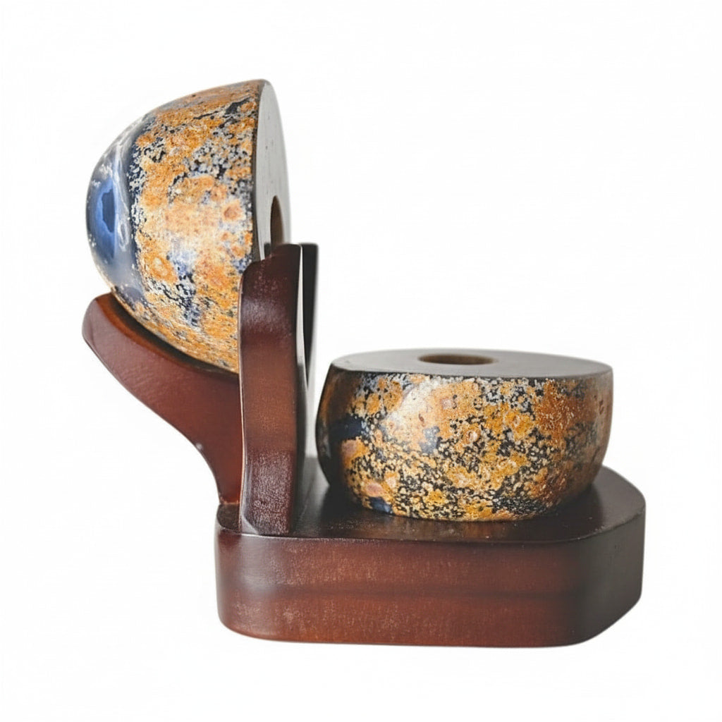 Achat Truhe auf dekorativem Podest