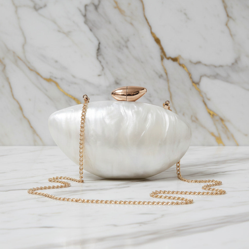 Clutch in weißem Perlmutt – mit zartem Glanz CrystalScents