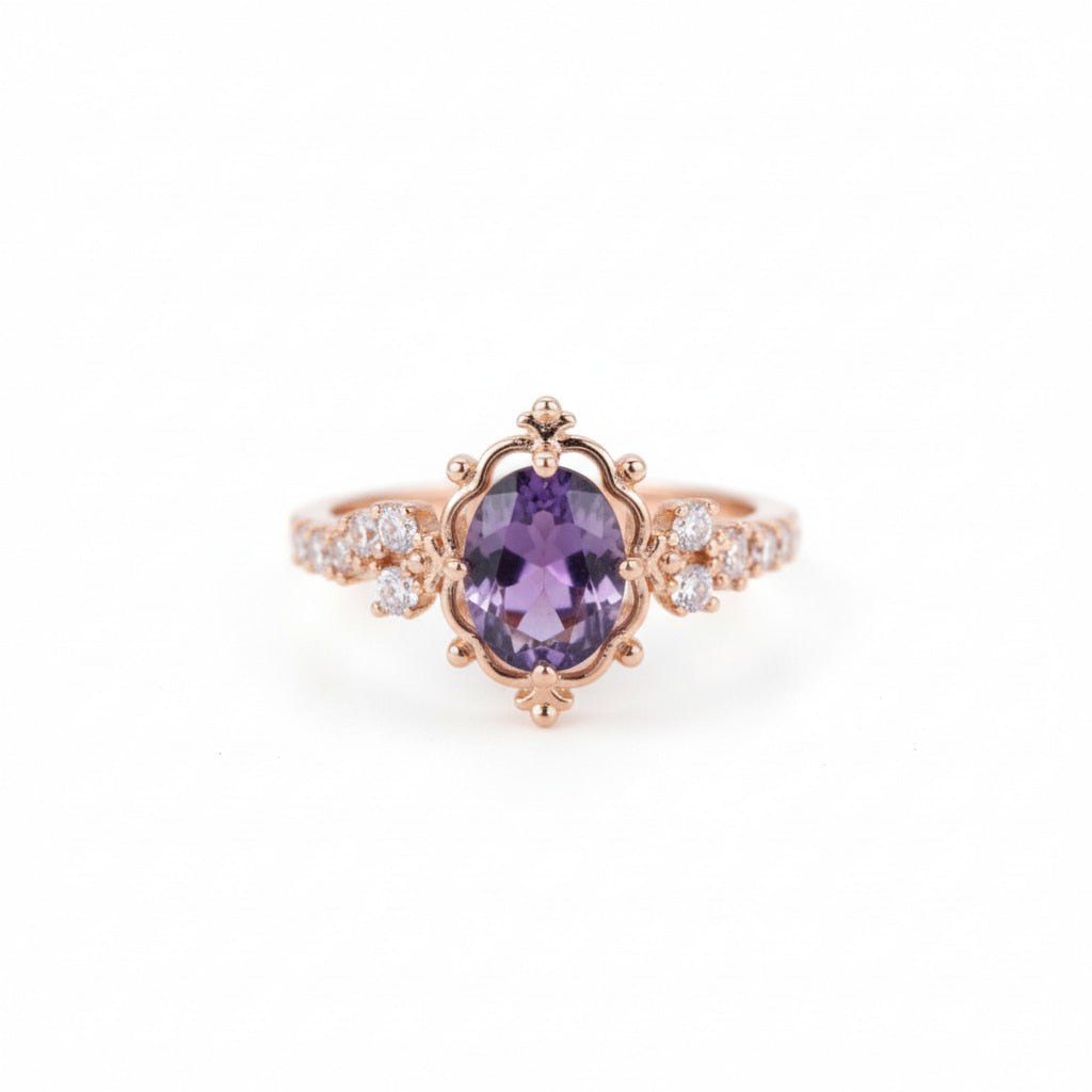 Ring Gold – Stilvolles Accessoire mit lila Akzent CrystalScents