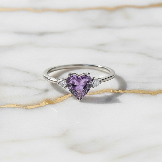 Amethyst Ring - Liebevoller Begleiter