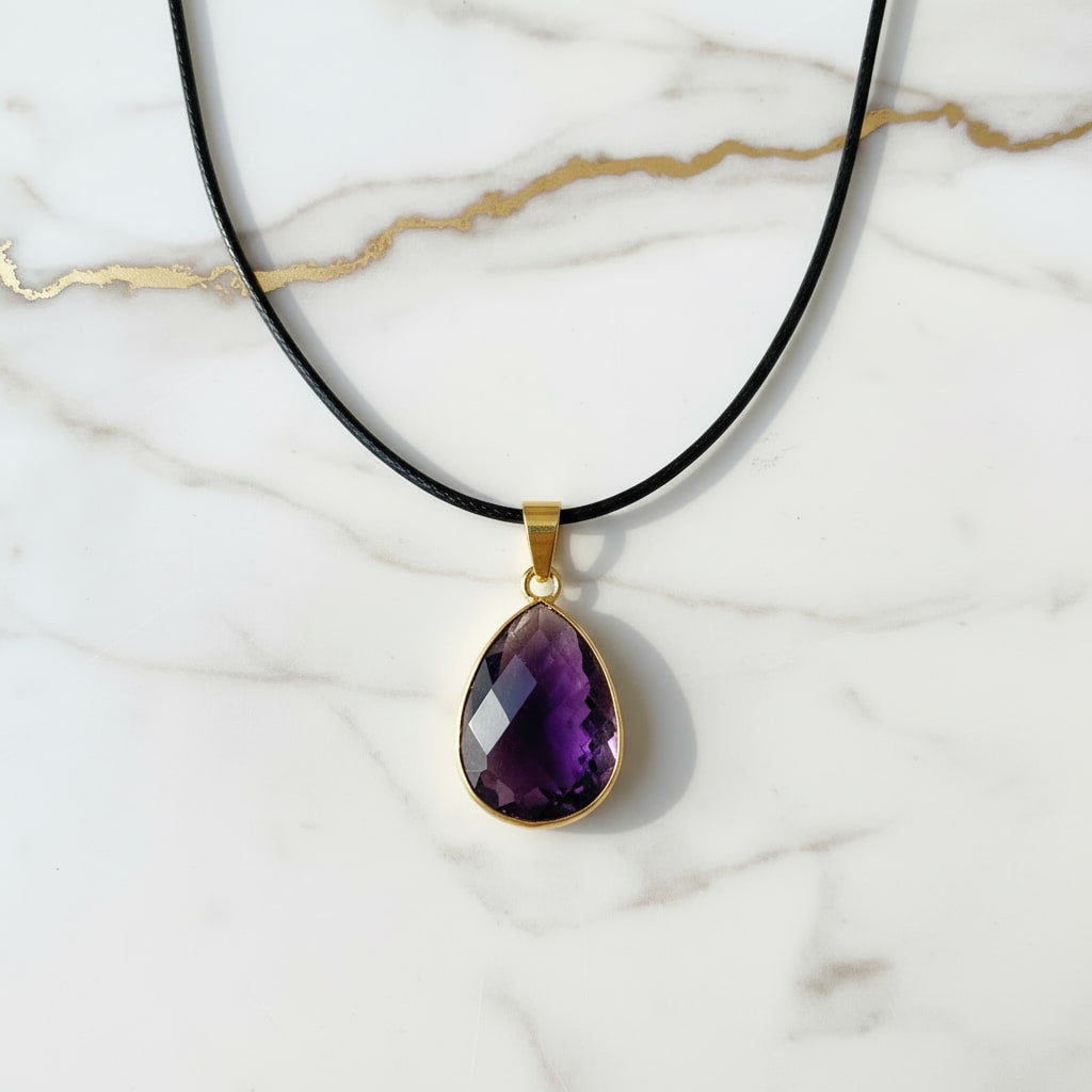 Amethyst Halskette – Eleganz & Ausstrahlung mit facettiertem Anhänger CrystalScents