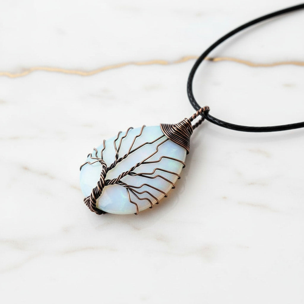 Opalit Halskette - Magischer Schimmer