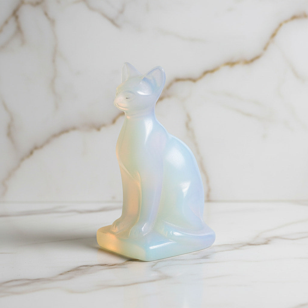 Opalit Katzenfigur - Schimmer & Schönheit