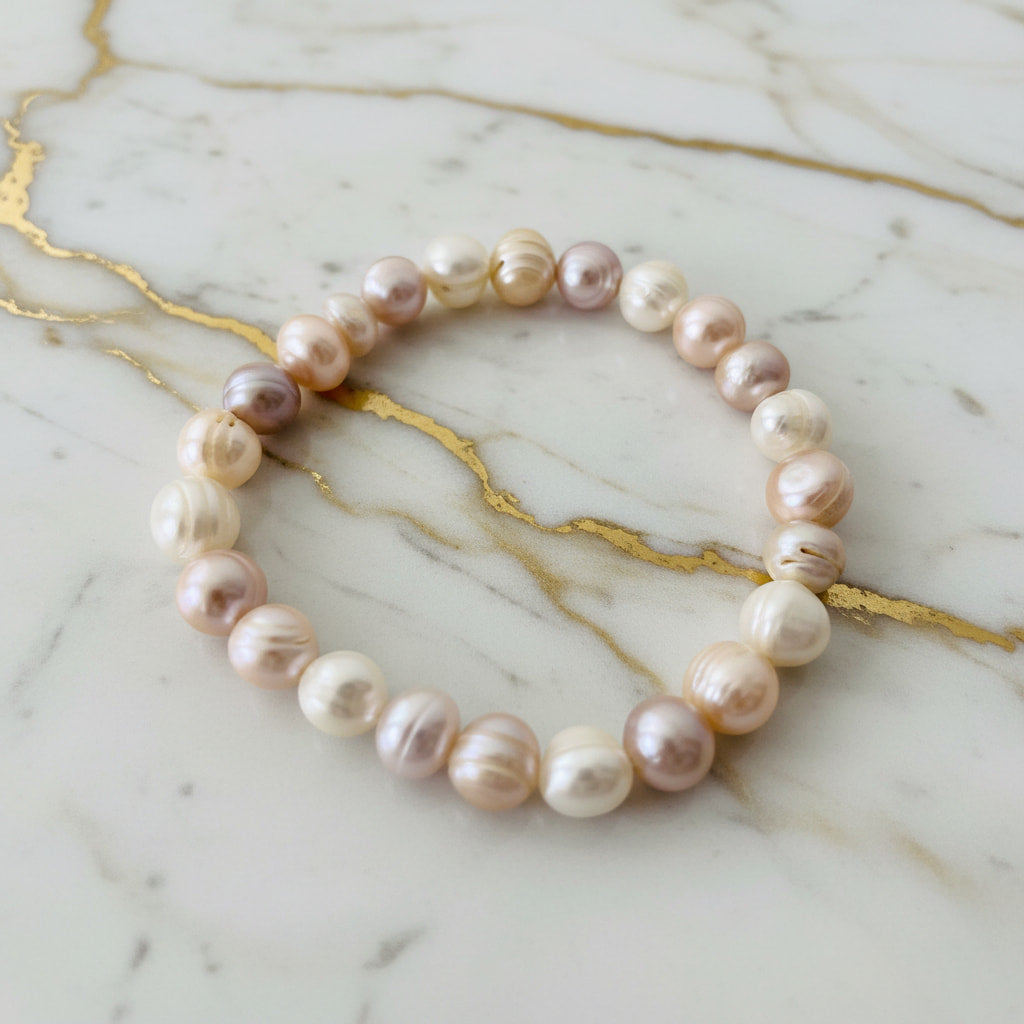 Armband Süßwasserperlen – Schimmernde Natur CrystalScents