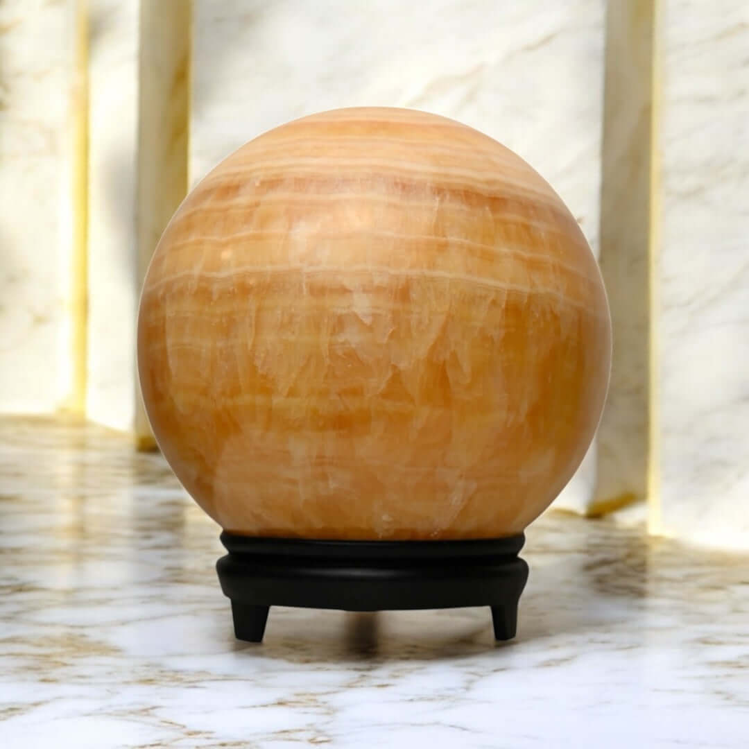 Große Orange Calcit Kugel – Strahlendes Energieobjekt für Wärme und Lebensfreude
