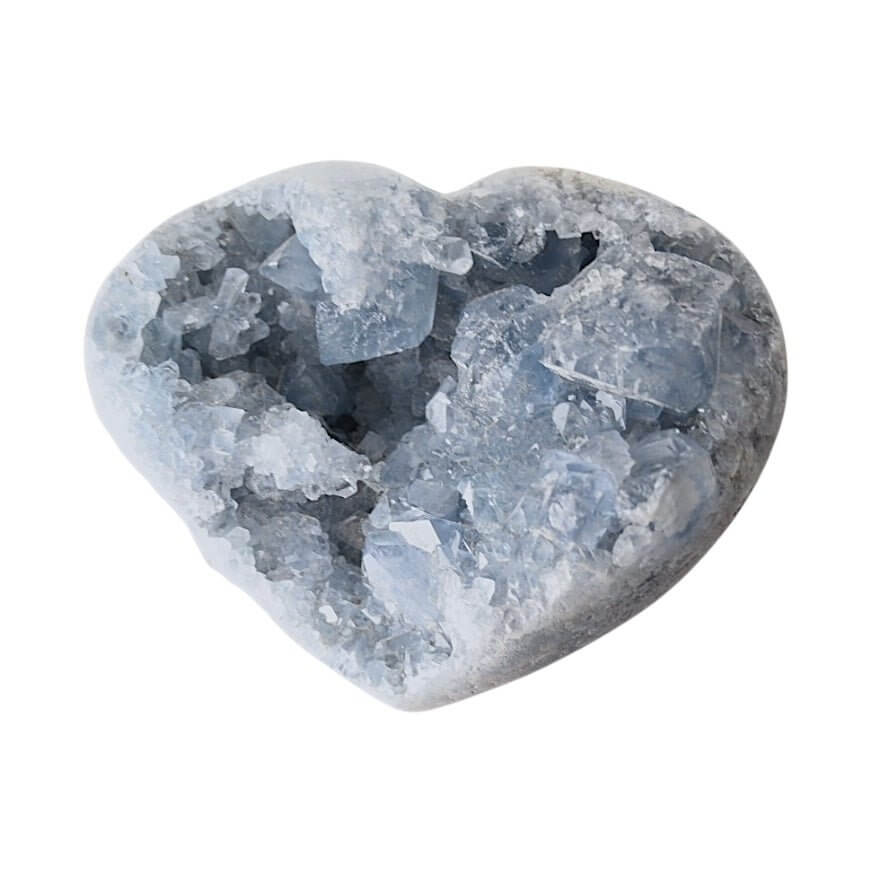 Himmelblaues Celestit-Cluster Herz – ein Symbol für Liebe und spirituelle Verbundenheit