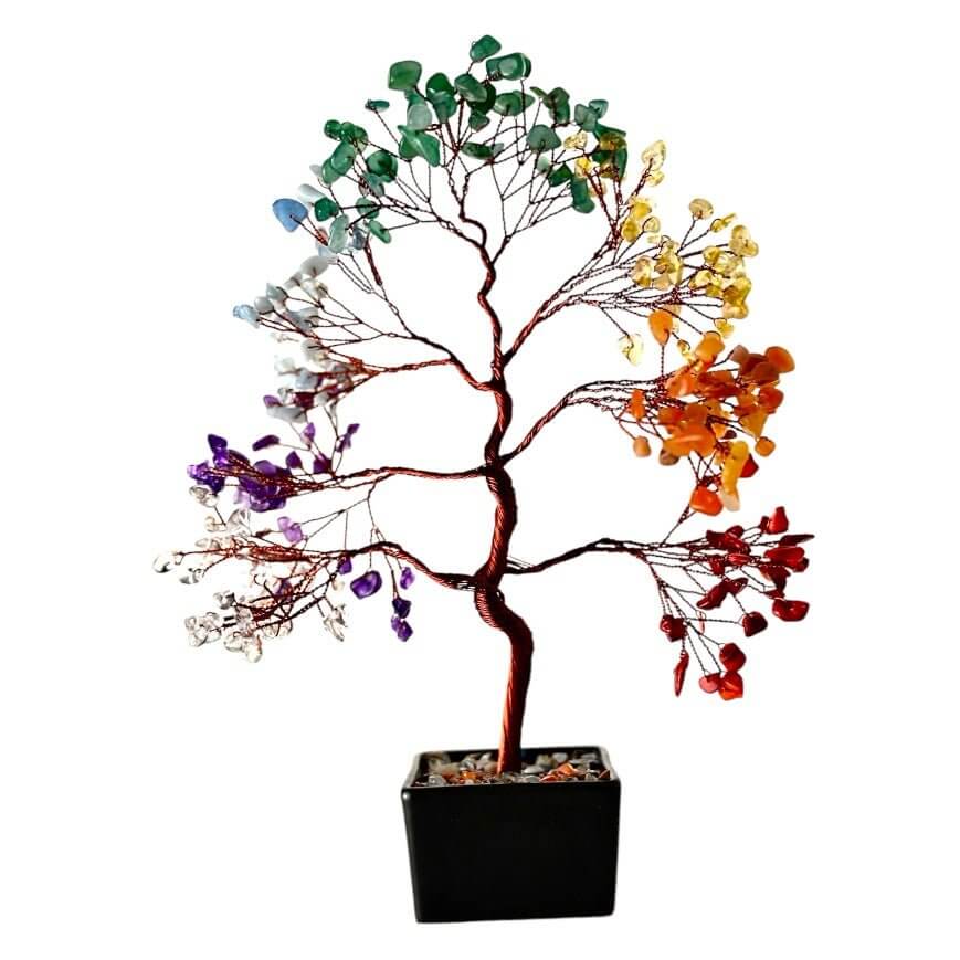 Chakra Baum in schwarzer Keramikschale – Stilvolles Wohnobjekt mit farbenfroher Kraft