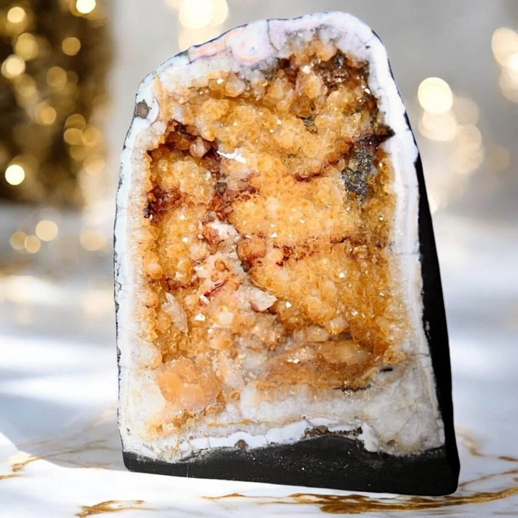 Citrin Druse – funkelndes Naturhighlight für positive Energie und Lebensfreude