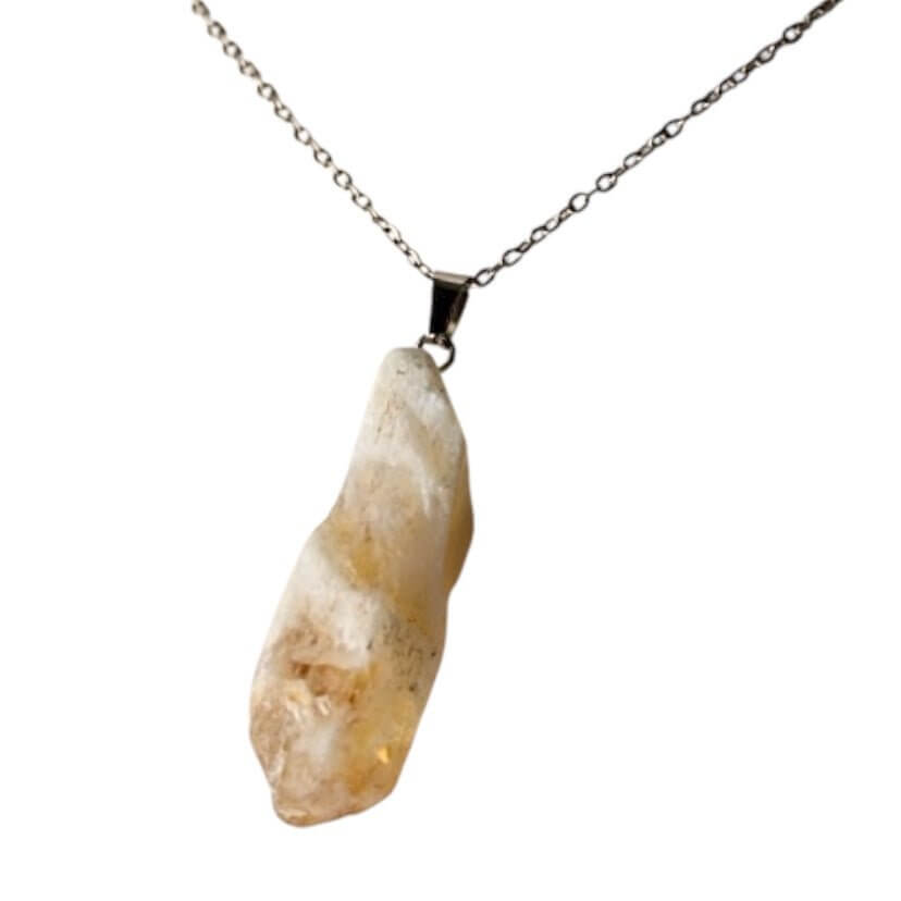 Feine Silberkette mit Citrin-Rohstein – zartes Schmuckstück voller Energie und Lebensfreude