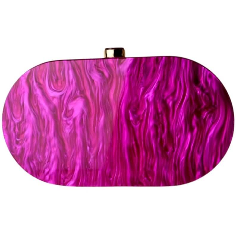 Pinke Perlmutt-Clutch – strahlender Farbakzent