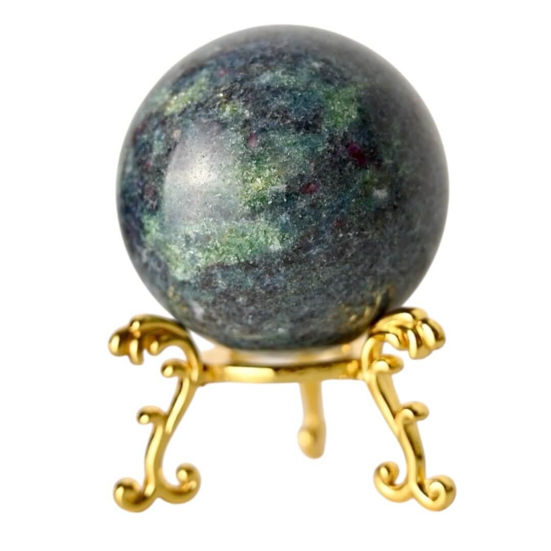 Cyanit Kugel – kraftvolles Edelsteinobjekt für Klarheit und innere Balance