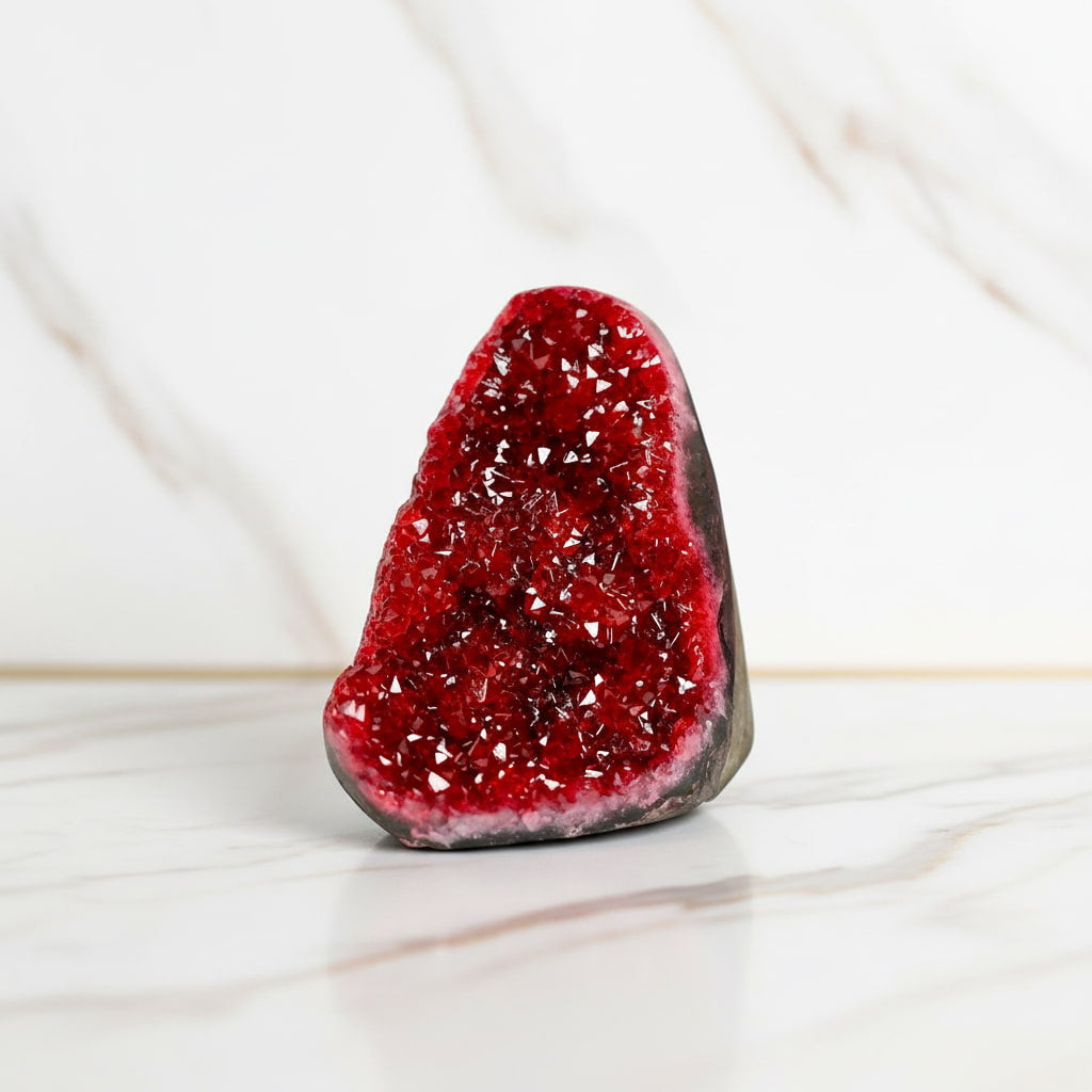 Amethystdruse Rot – Funkelndes Wohnhighlight CrystalScents