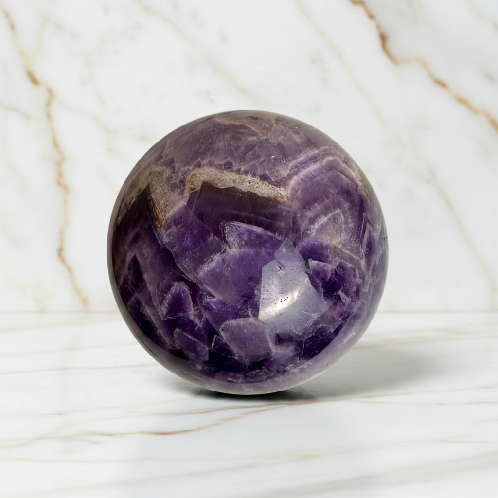 Amethyst Kugel – Ruhe & spirituelle Tiefe CrystalScents