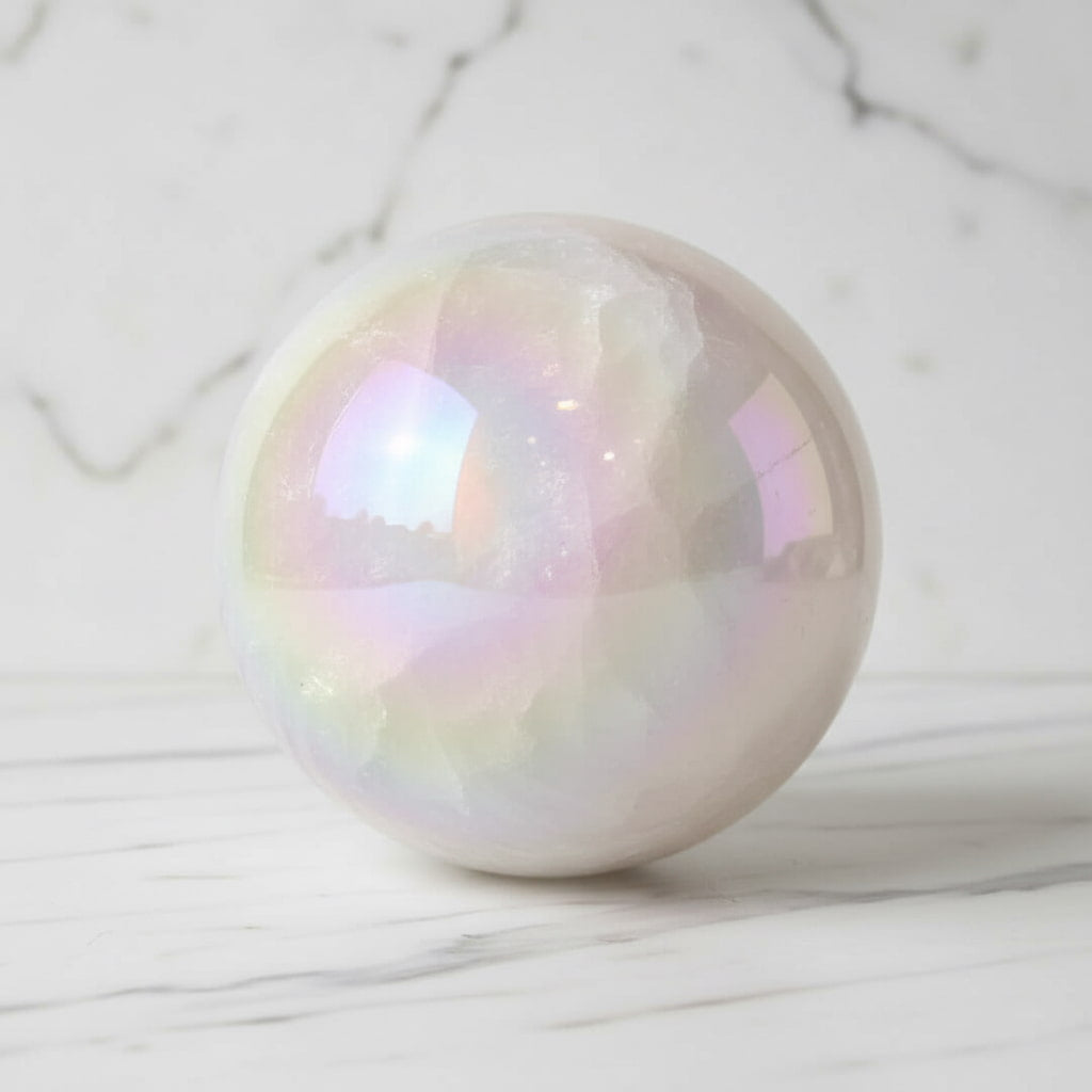 Große Bergkristall Kugel mit Aura – Klarheit & Harmonie CrystalScents