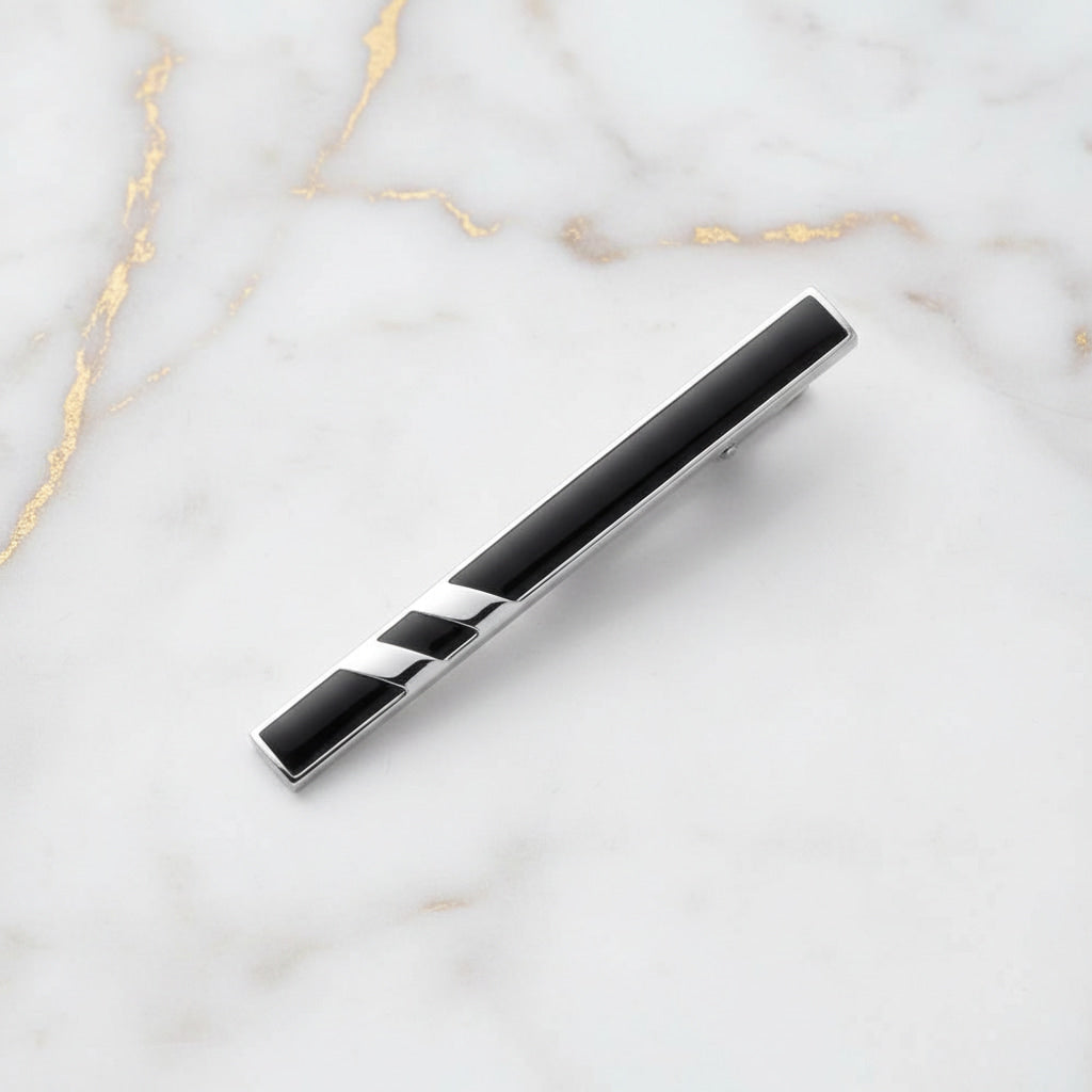 Krawattenklammer Silber & Schwarz – Stilvolles Duo CrystalScents