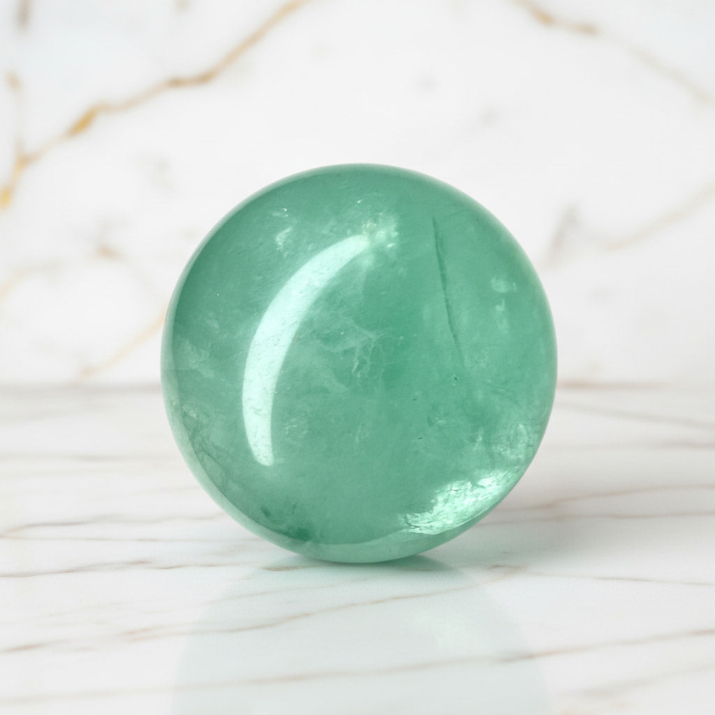 Fluorit Kugel – Leuchten & Strahlen CrystalScents