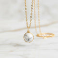 Howlit Halskette – Goldene Kette mit Kugel für Ruhe & Harmonie CrystalScents